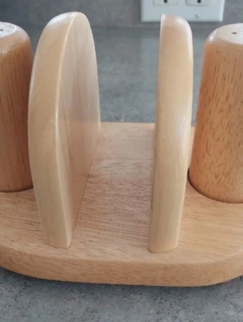 Vintage Pomerantz Light Wood Salt Pepper Set Napkin Holder Oval Tray MCM